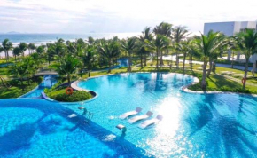 SUNNY SMES - The Arena, Cam Ranh airport